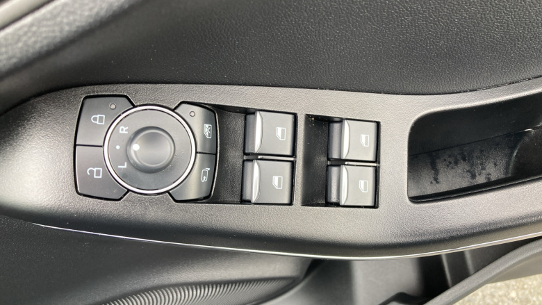 Ford Puma 1.0 EcoBoost Hybrid mHEV Titanium 5dr Petrol Hatchback